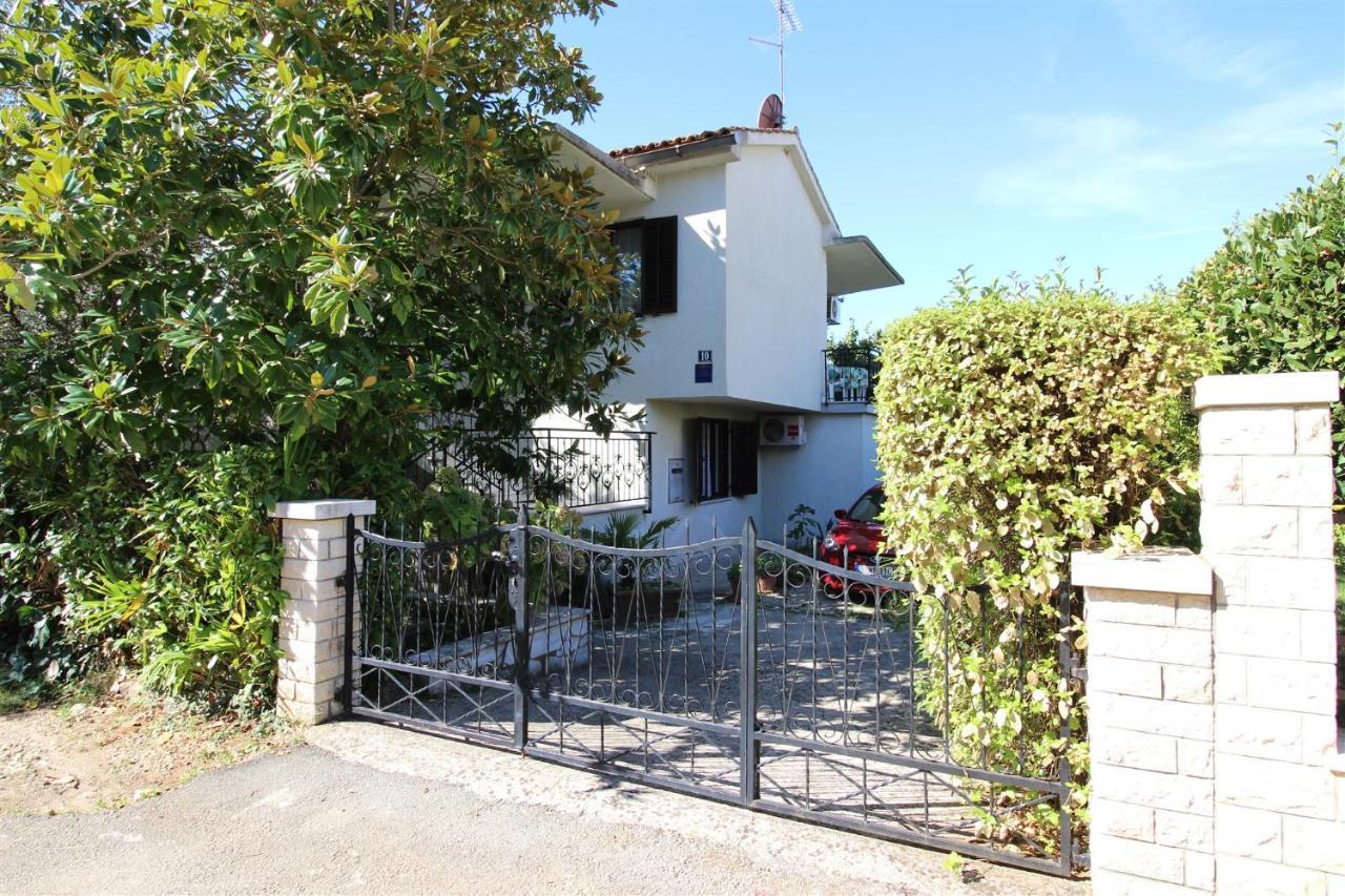 Gianna A4+2 Apartman Novigrad Istria Kültér fotó