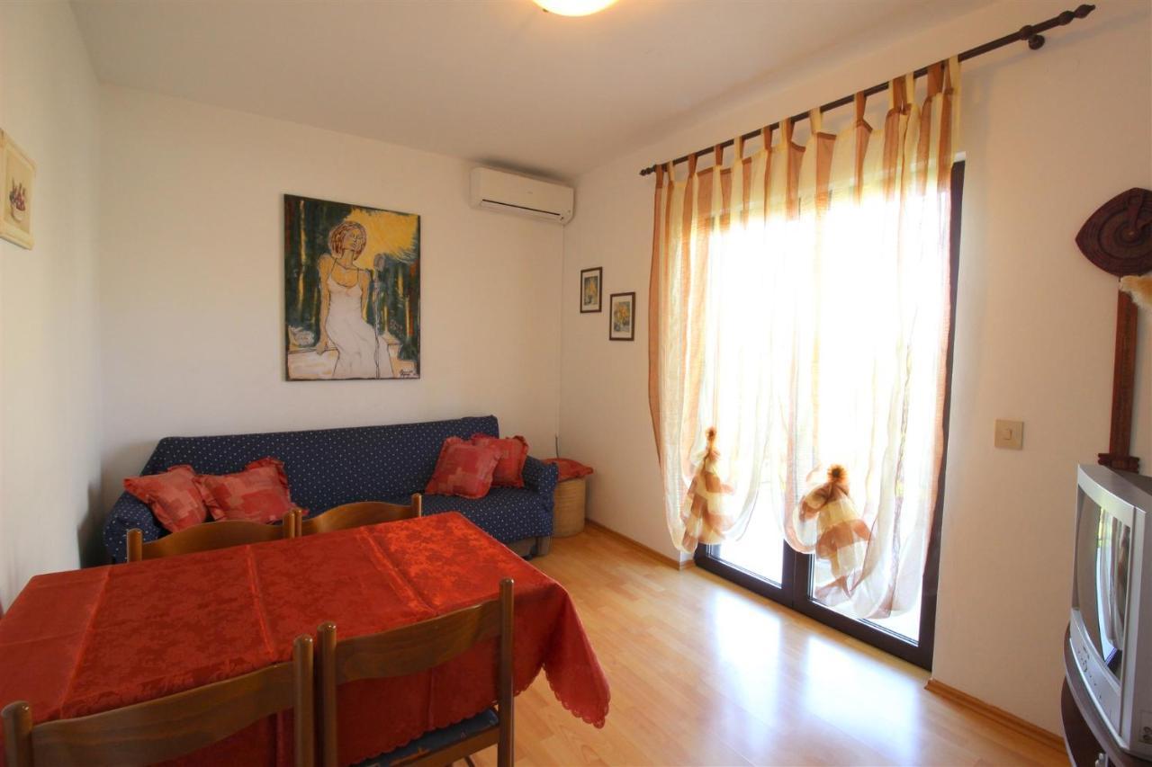Gianna A4+2 Apartman Novigrad Istria Kültér fotó